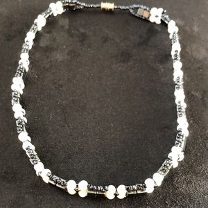 VTG Handmade Mother Of Pearl / Brazilian Hematite / Silver Screw Clasp Necklace.